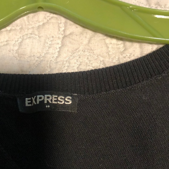 Top - Picture 4 of 7